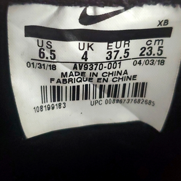 Nike sports shoes  size 6.5  Good conditions - Picture 3 of 16